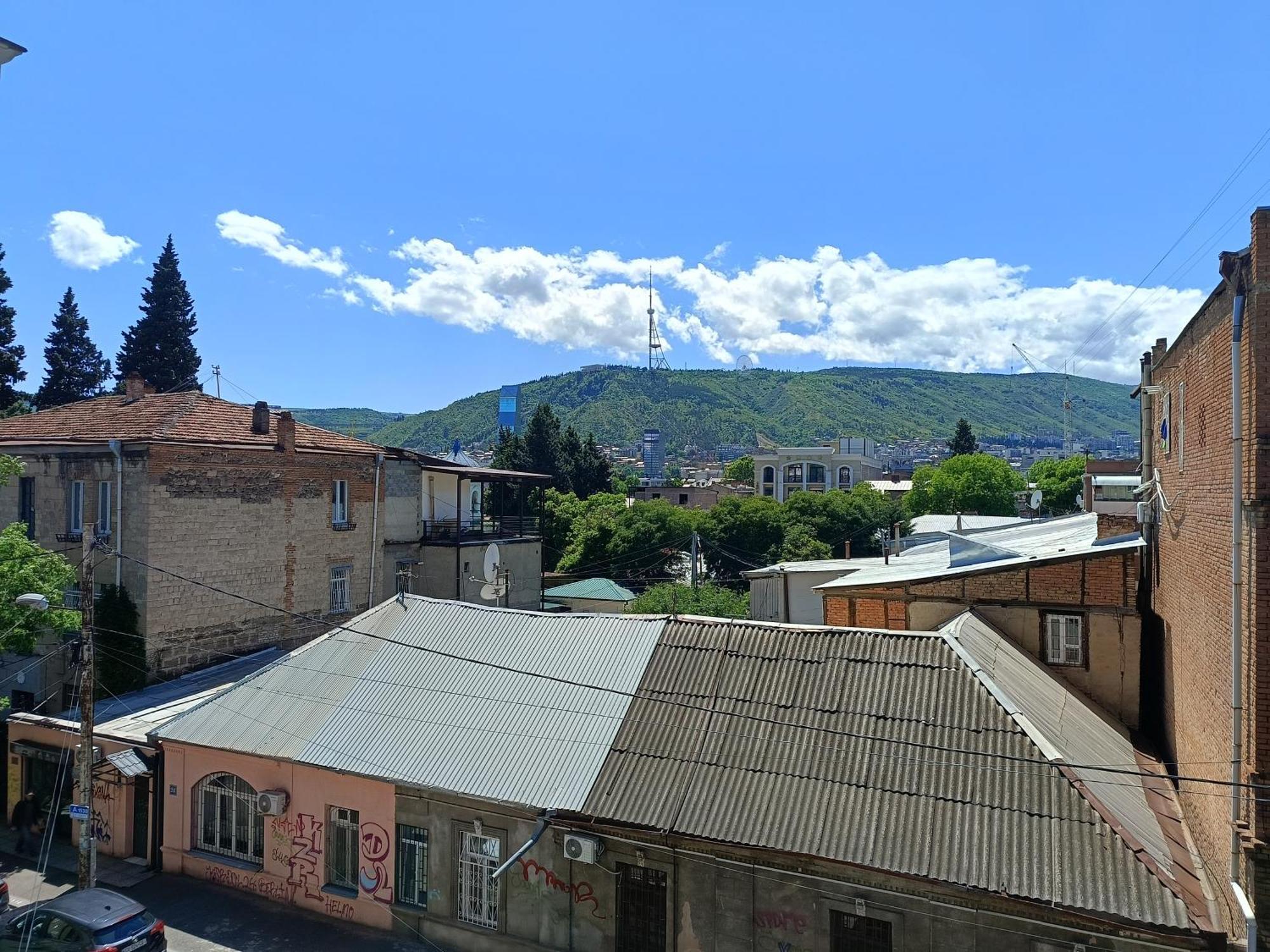 Guest House Irina Tbilisi Eksteriør bilde