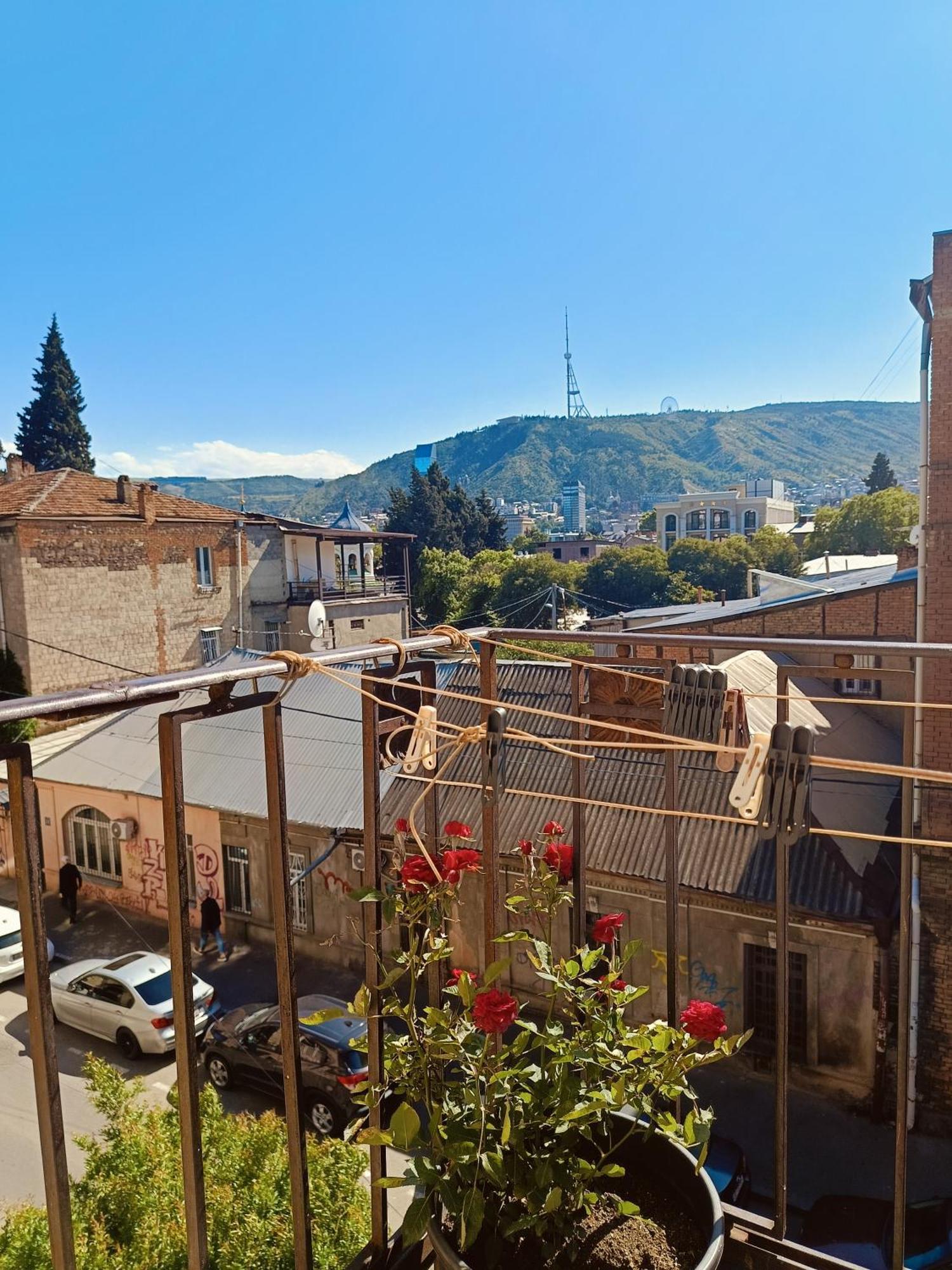 Guest House Irina Tbilisi Eksteriør bilde